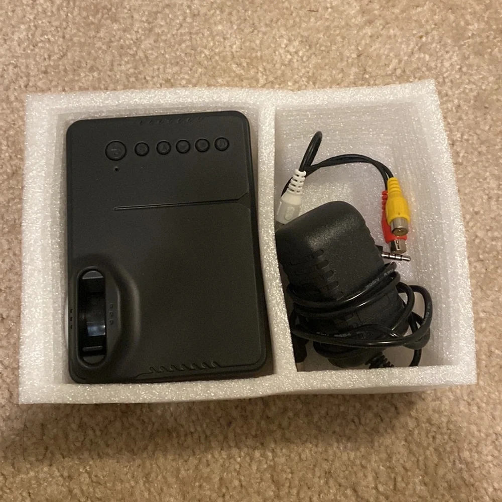 Mini Projector - Picture 3 of 3